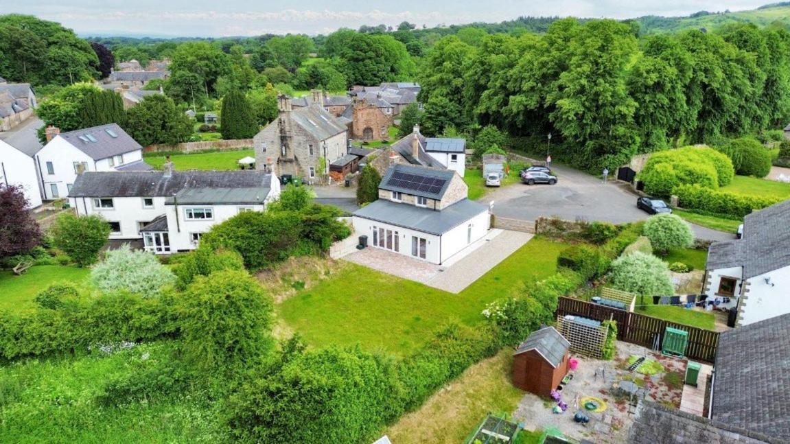 カーライル Fairfield Houseヴィラ エクステリア 写真